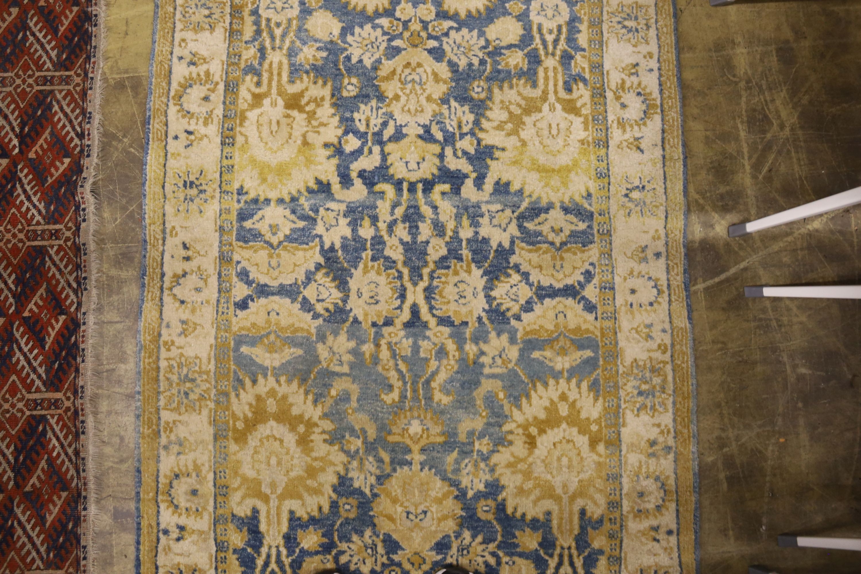 A Tabriz style rug, 150 x 90cm